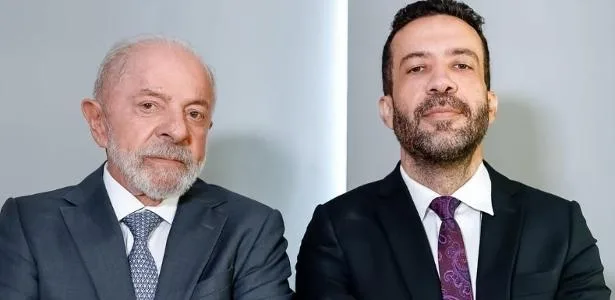 JANONES CONDICIONA PERMANÊNCIA NO BRASIL À VITÓRIA DE LULA NO SEGUNDO TURNO