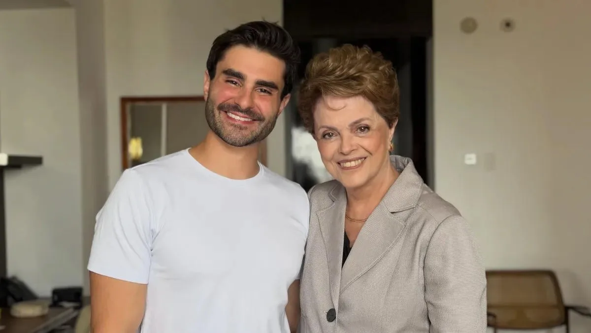 Pedro Rousseff ao lado de Dilma Rousseff (Foto: reprodução/redes sociais)