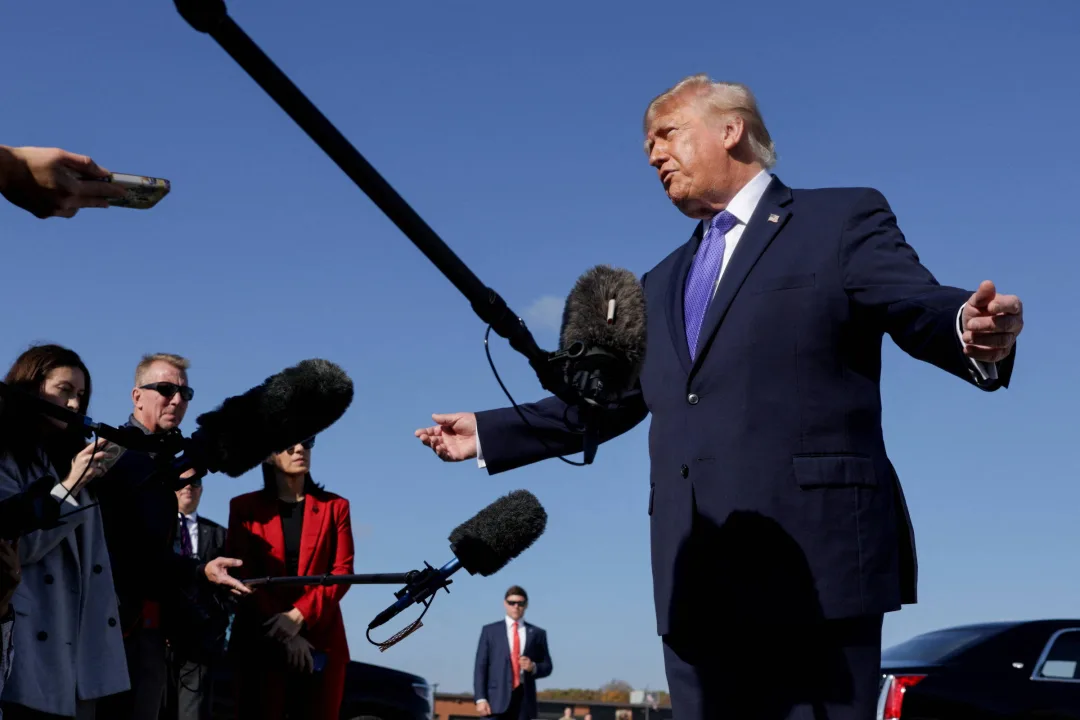 Trump diz que vai falar com Lula, mas chama eleição de desgraça e vergonha