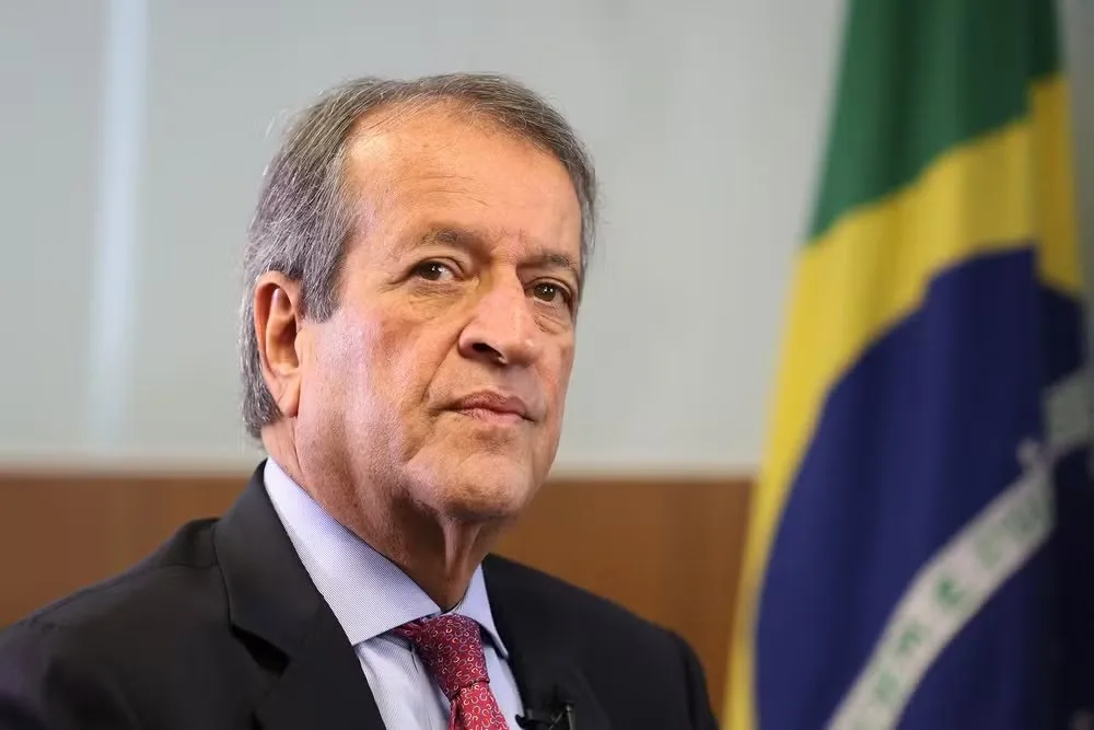 Valdemar reassume comando do PL e aposta em Michelle Bolsonaro