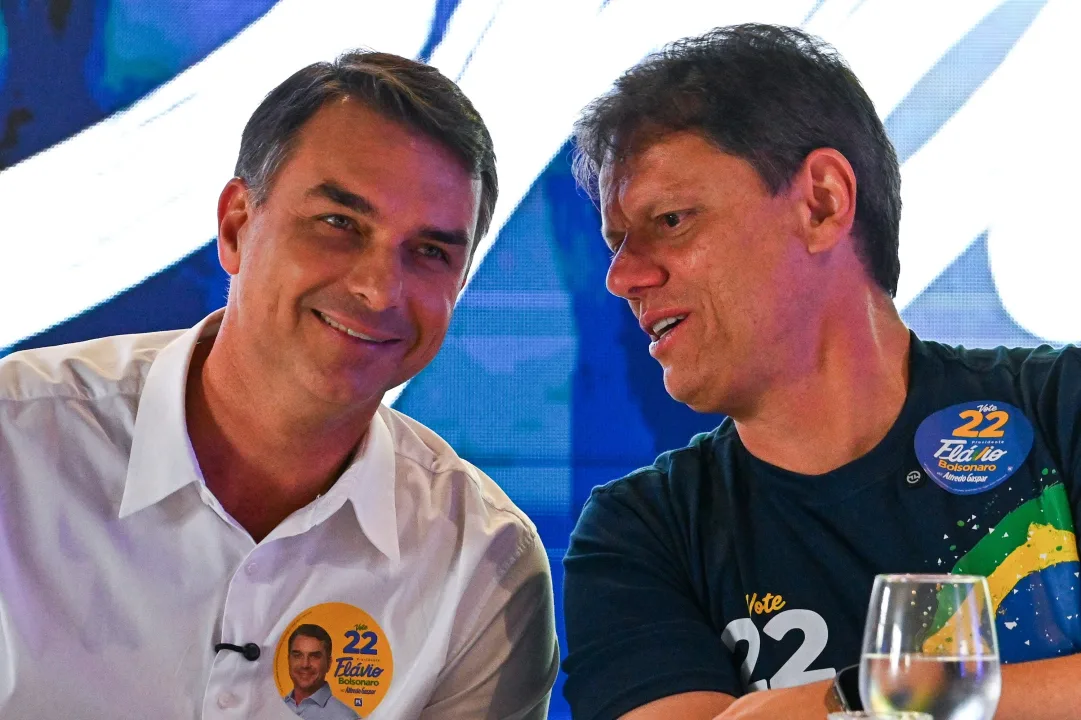Tarcísio diz que eleição acabou e pede respeito ao resultado das urnas após carta de Flávio