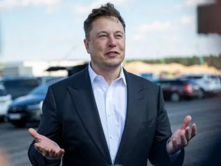 Elon Musk reage à eleição brasileira com “Pretty weird…” após vitória de Lula e prorrogação de Zanin