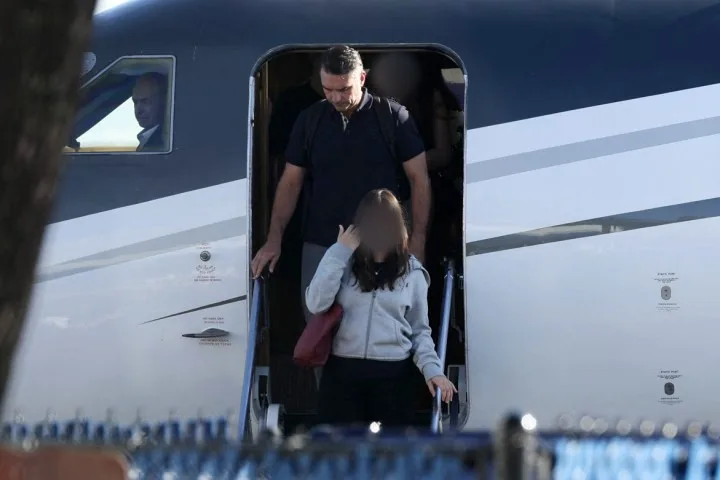 Itamaraty convoca diplomata argentina para esclarecimentos sobre passagem de Flávio Bolsonaro