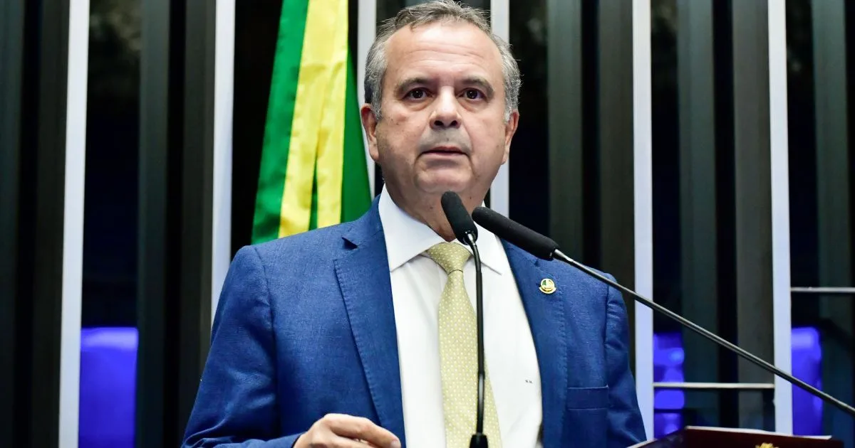 Marinho diz que não há provas de fraude na carta de Flávio e chama documento de desabafo