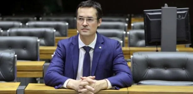 FLÁVIO PODERIA NOMEAR DELTAN DALLAGNOL PARA MINISTRO DO STF