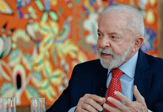 LULA PROMETE REGULAMENTAR REDES SOCIAIS “DOA A QUEM DOER” EM ENTREVISTA AO SBT
