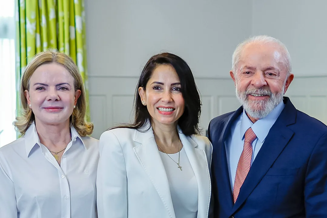 LUISA GONZÁLEZ É PRESA NO EQUADOR ACUSADA DE LAVAR DINHEIRO DA VENEZUELA