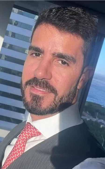 ADVOGADO MORTO EM FRENTE À OAB-RJ ATUAVA NA DEFESA DE WILLER TOMAZ EM DISPUTA POR MANSÃO DE RICHA...